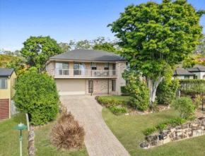 Beautiful home in Burleigh Heads